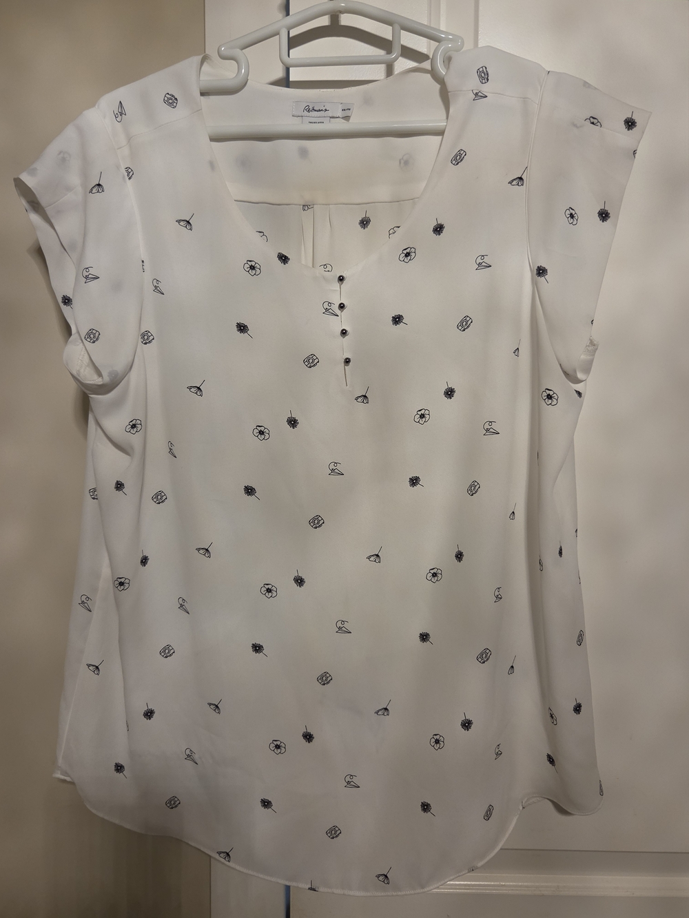 Reitmans Floral Print White Blouse